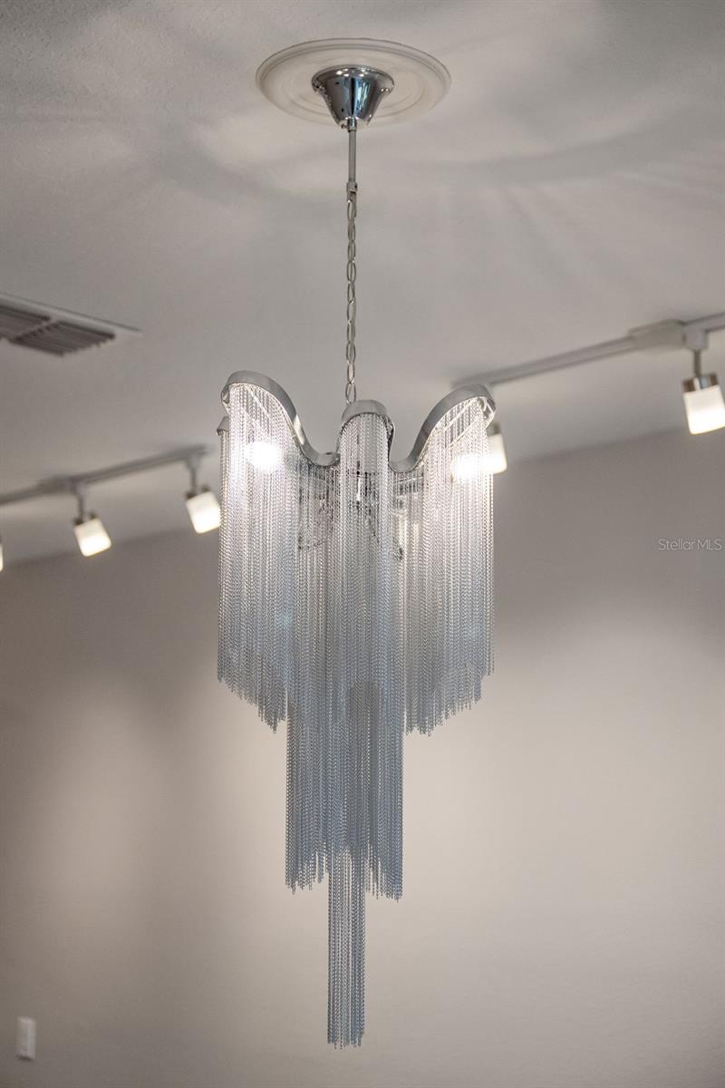 3543 FAIRWATERS CT #B