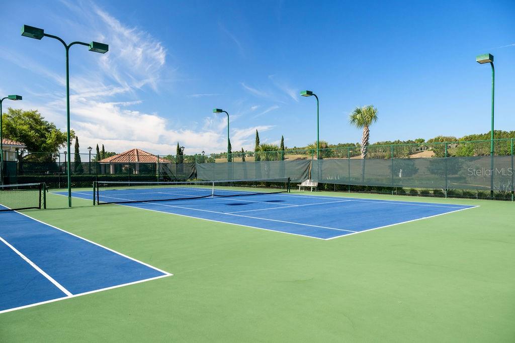 3543 FAIRWATERS CT #B