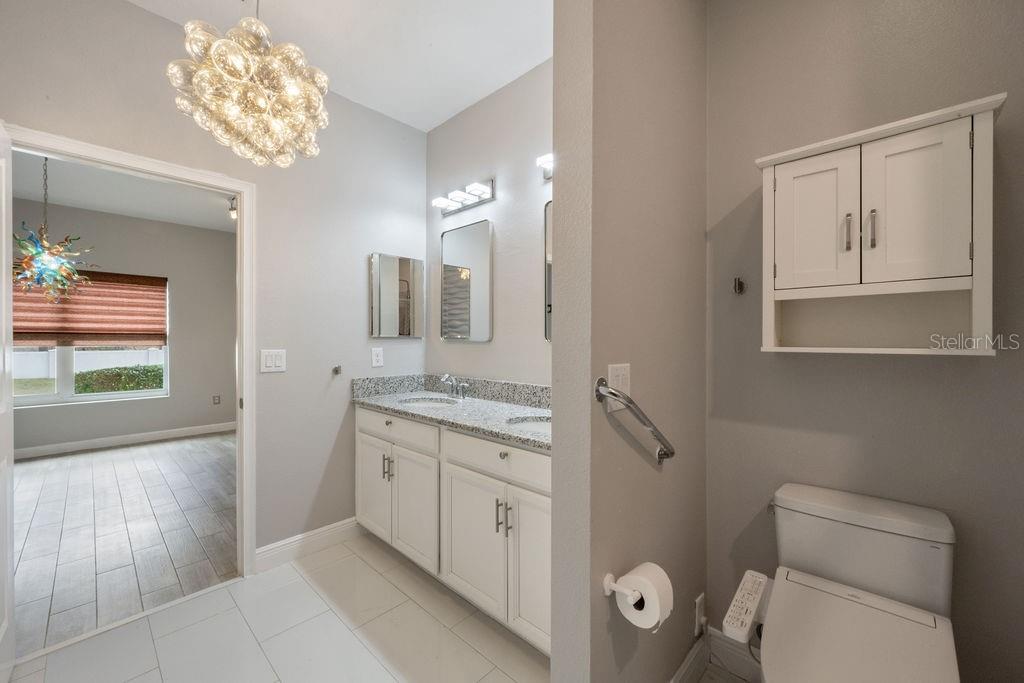 3543 FAIRWATERS CT #B