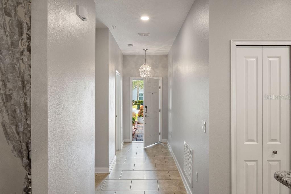 3543 FAIRWATERS CT #B