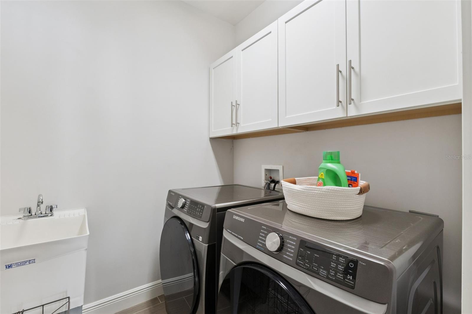 7271 SUNNY MEADOW ALY