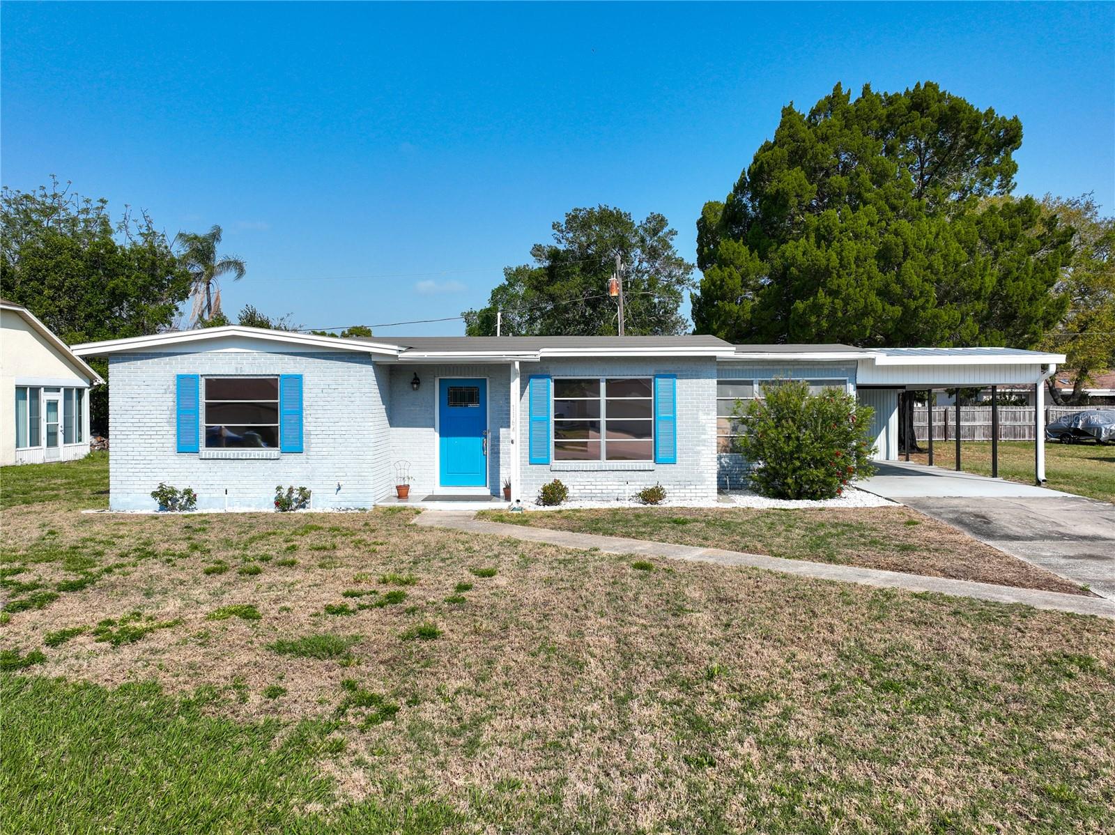 1164 MADURA DR