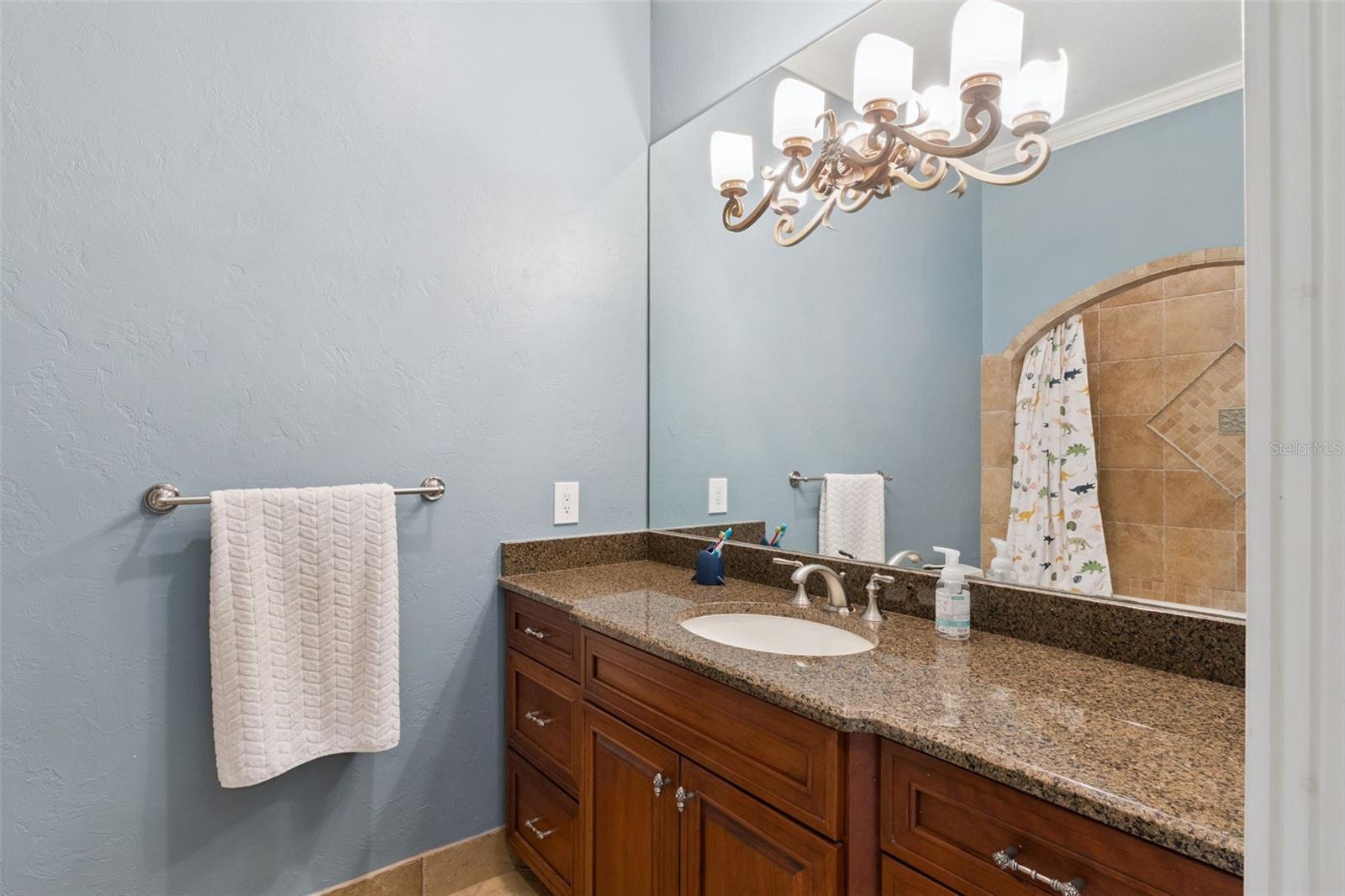 3130 BUTLER BAY DR N