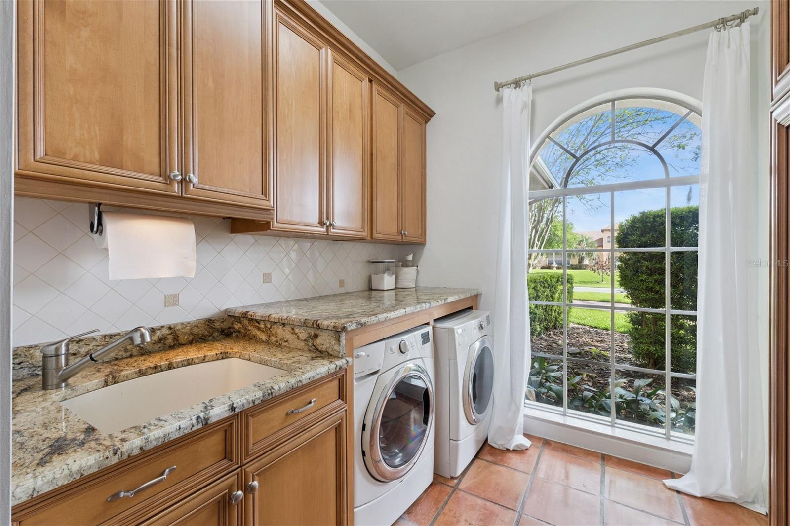 3130 BUTLER BAY DR N