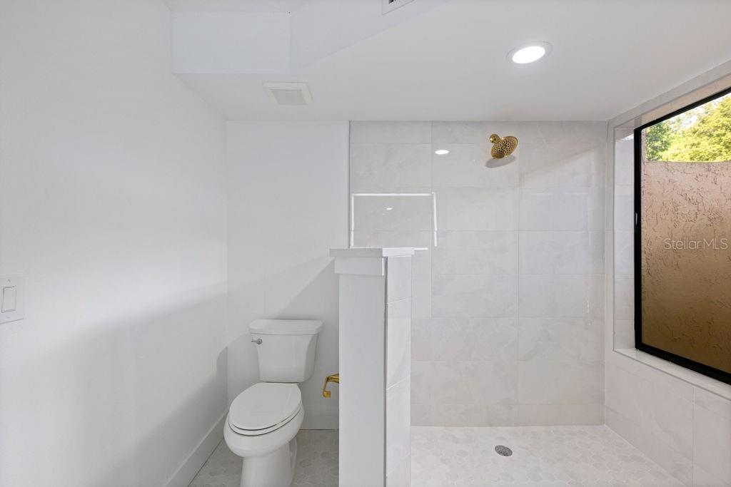 1215 SALERNO CT #1215