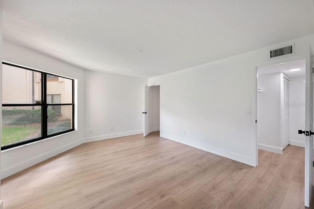 1215 SALERNO CT #1215