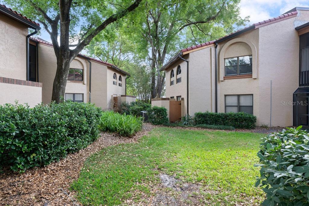 1215 SALERNO CT #1215