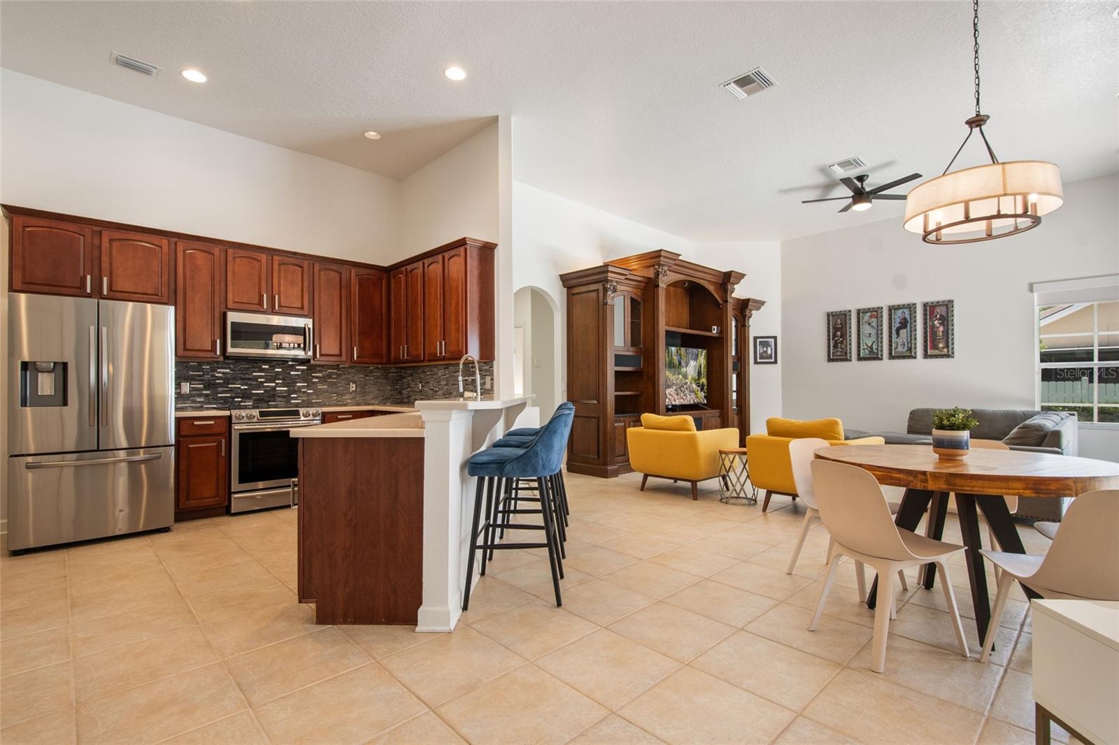 14004 KESTREL DR