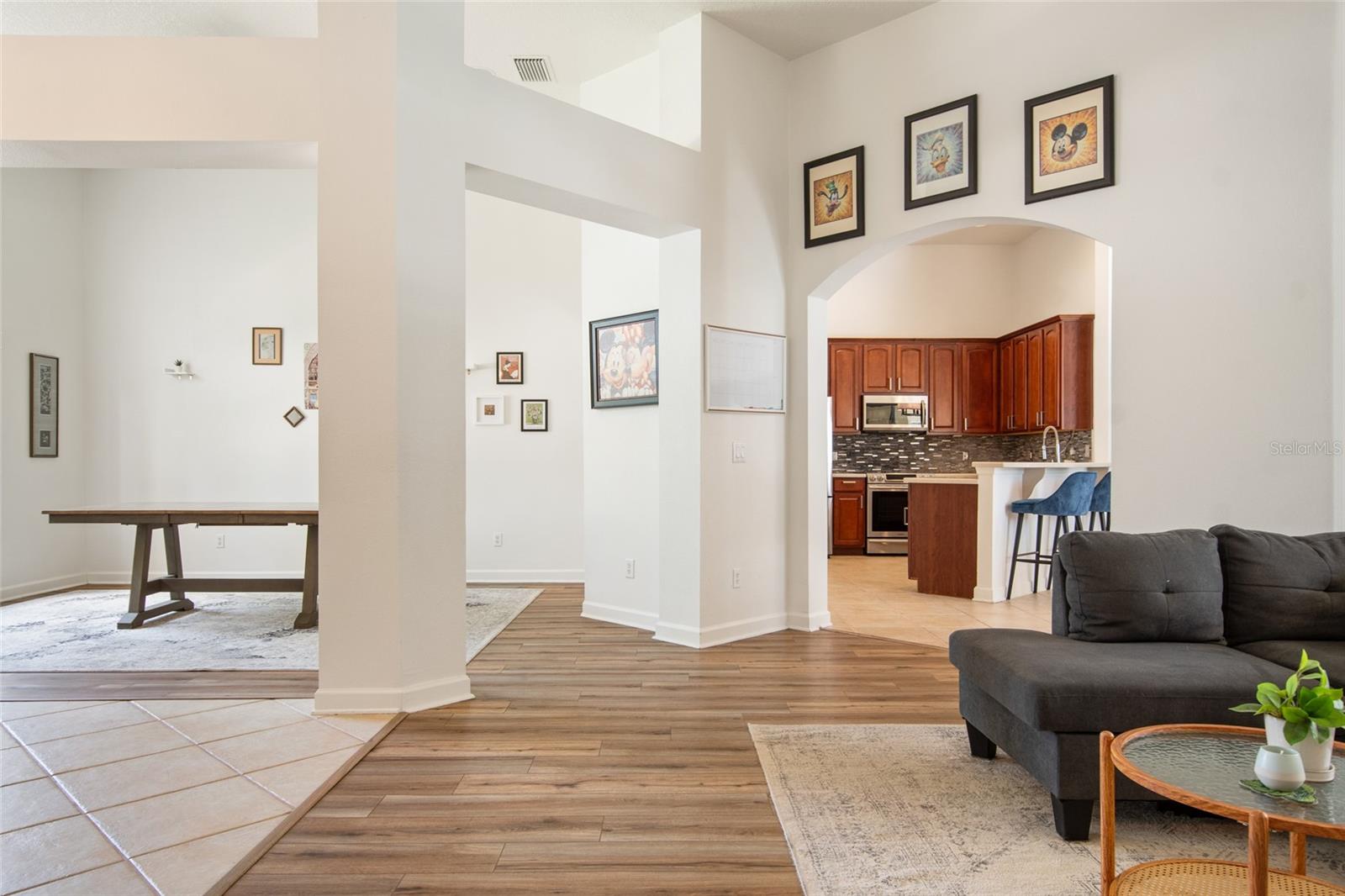 14004 KESTREL DR