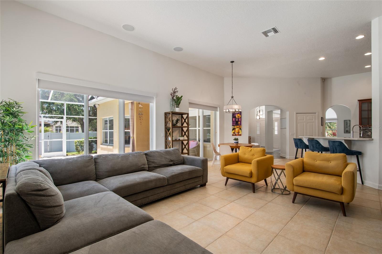 14004 KESTREL DR