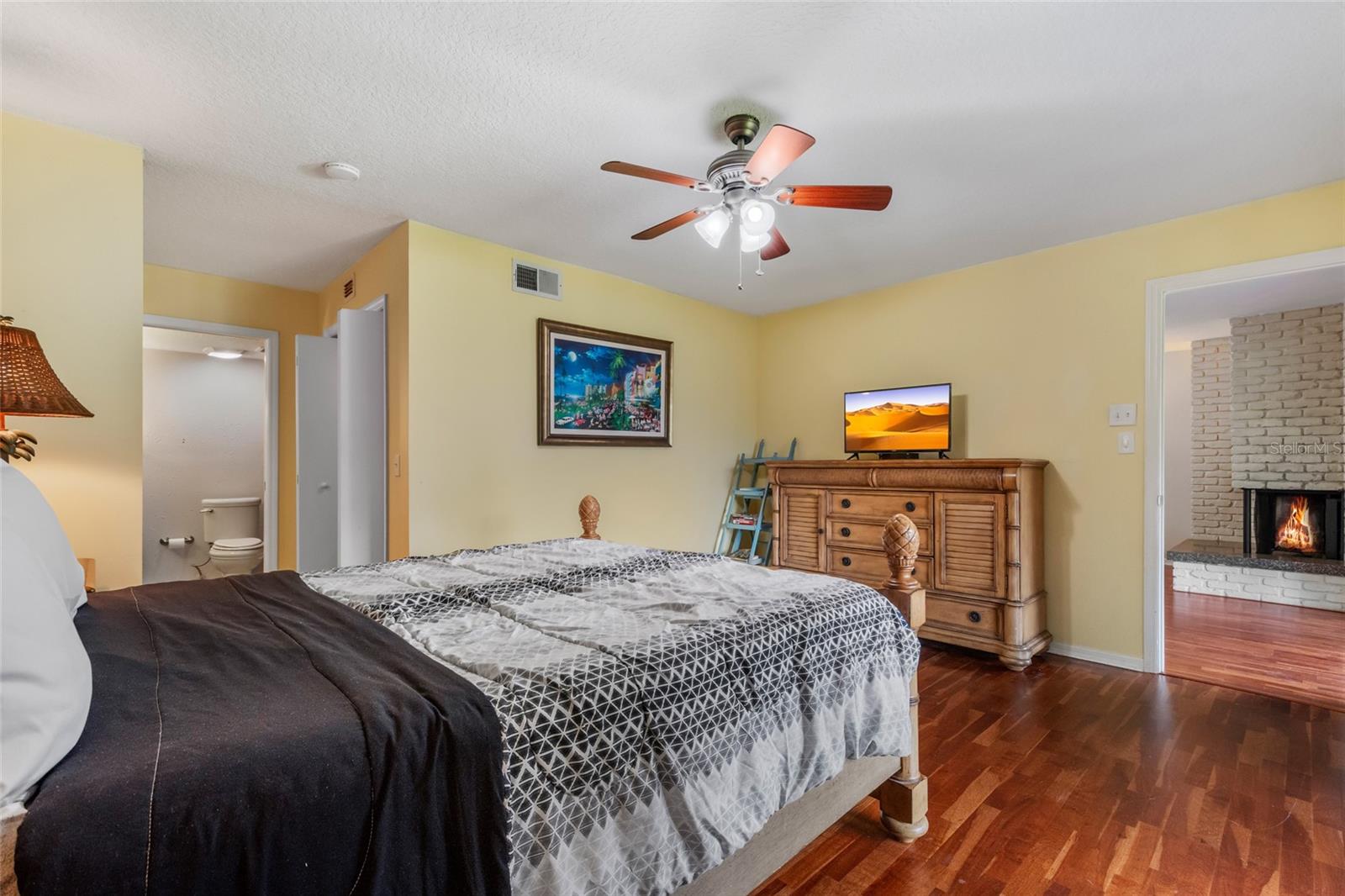 1055 KENSINGTON PARK DR #317