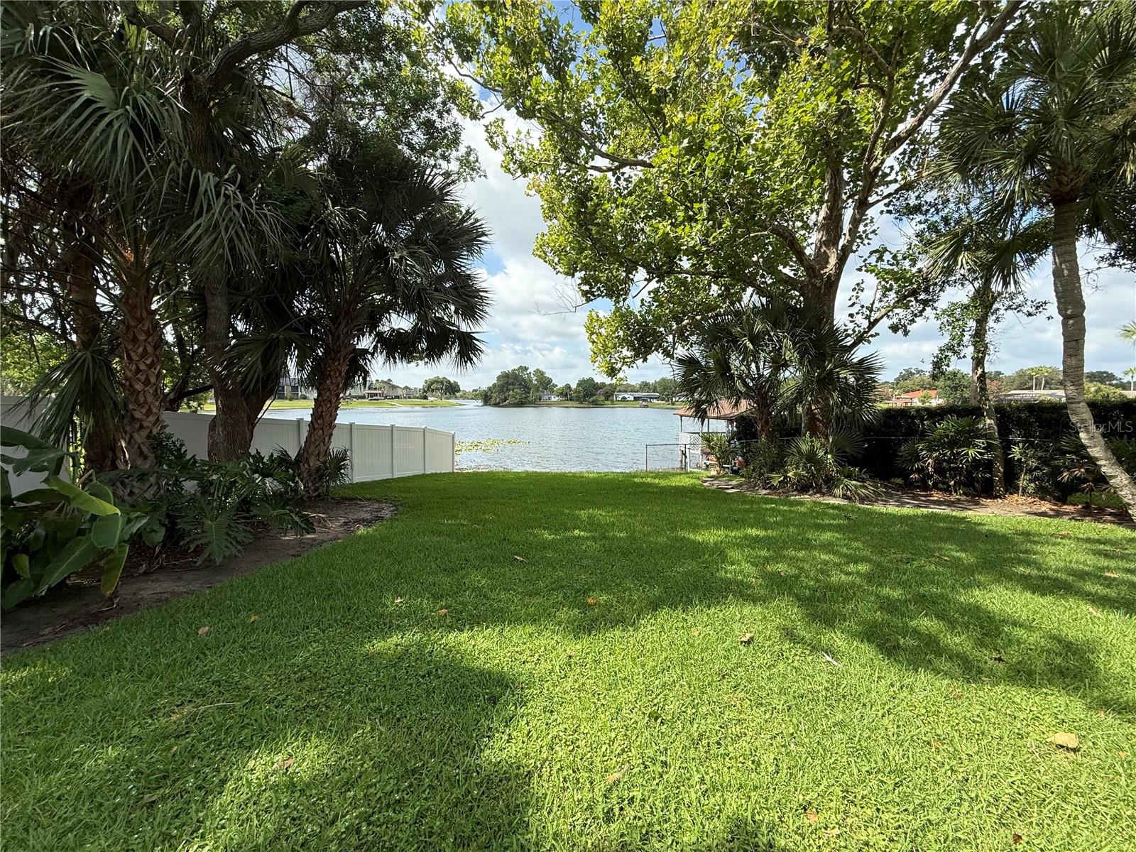 125 SPRING LAKE HILLS DR