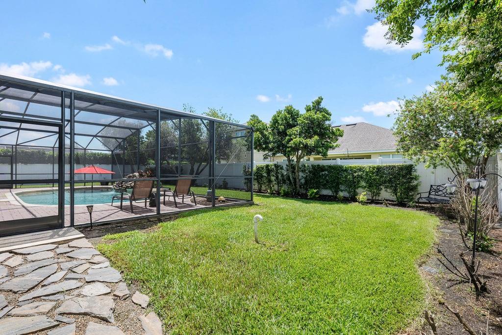 13624 LARSEN LN