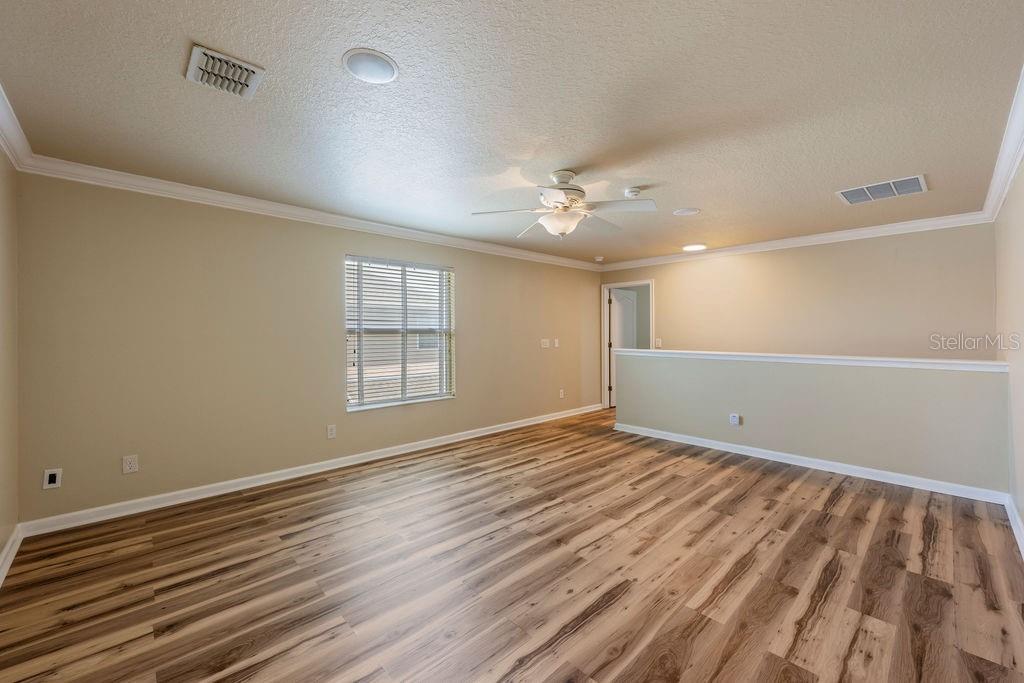 13624 LARSEN LN
