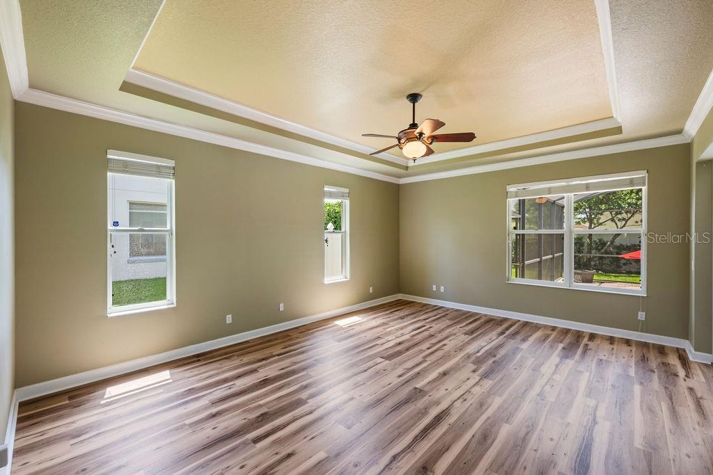13624 LARSEN LN