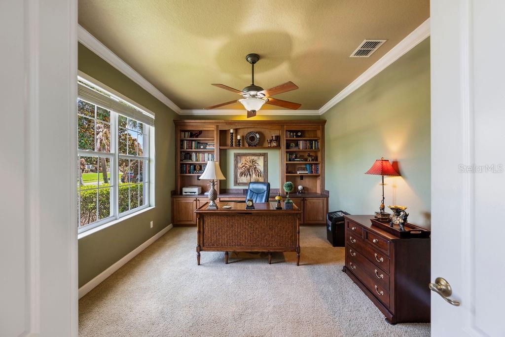 13624 LARSEN LN