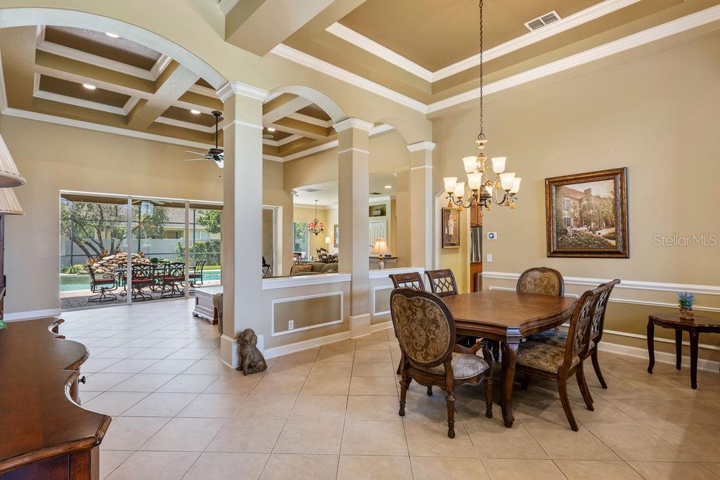 13624 LARSEN LN