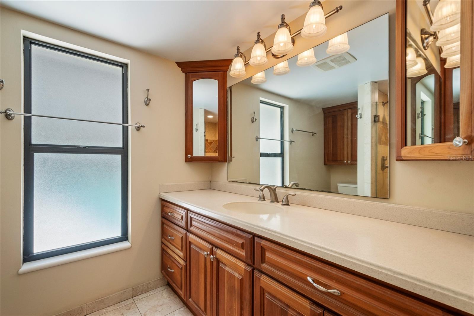 9220 EASTPORT TER