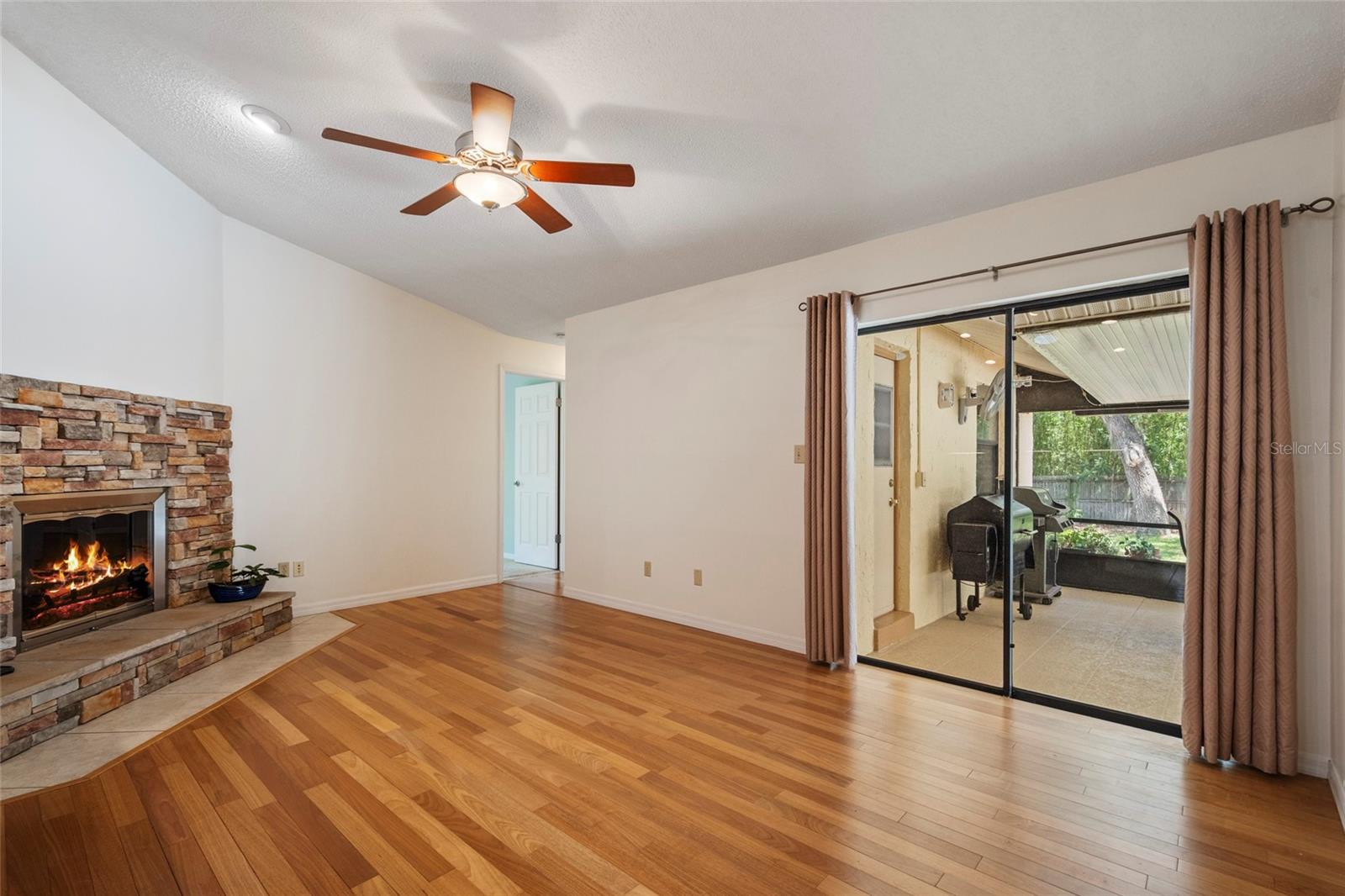 9220 EASTPORT TER