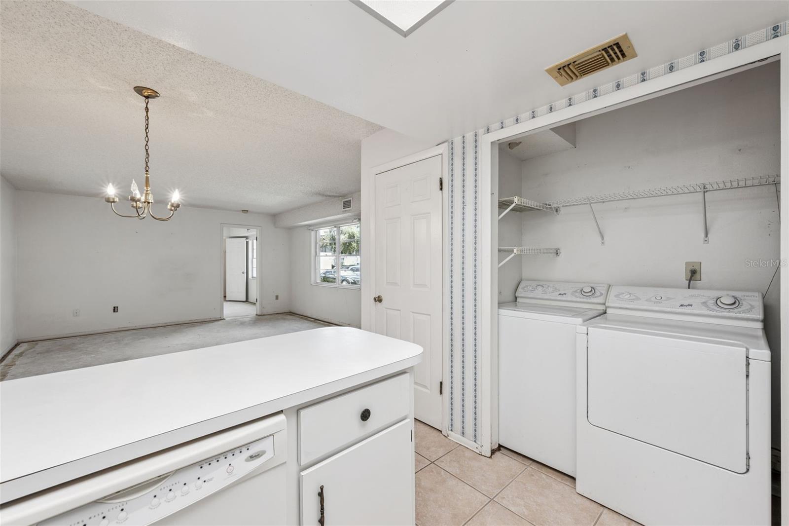 93 WINDTREE LN #102