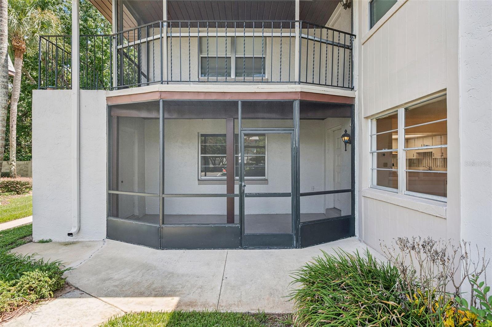 93 WINDTREE LN #102