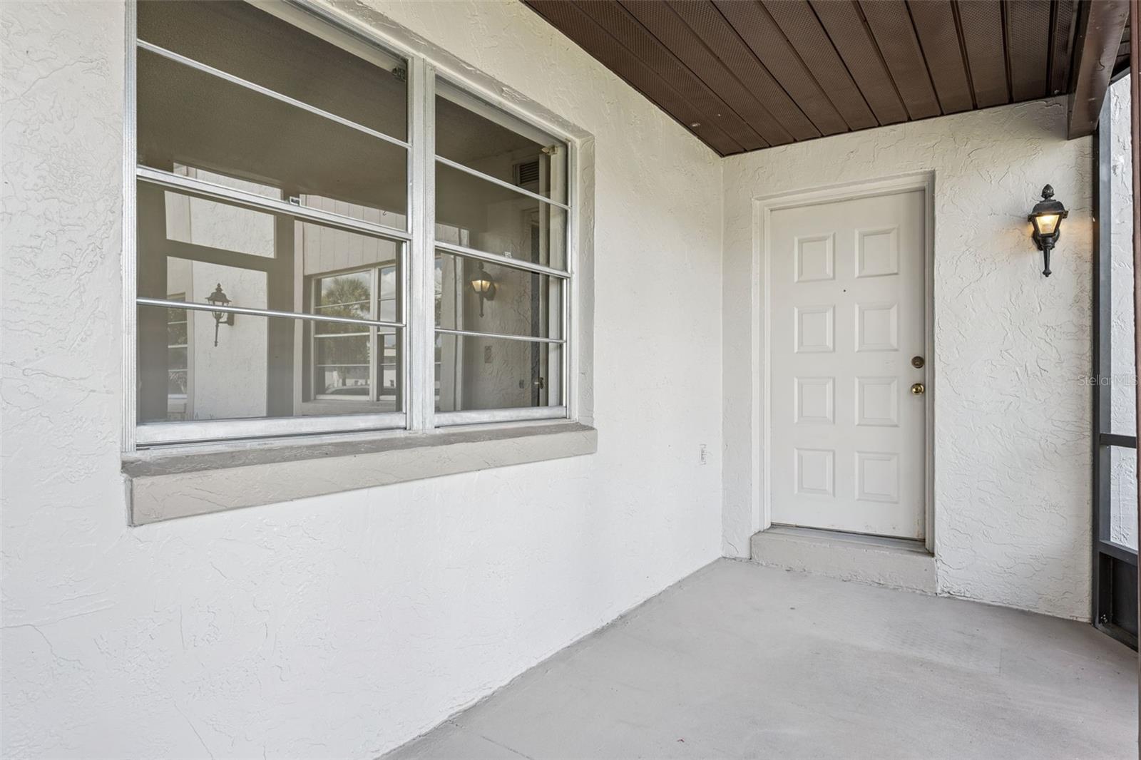 93 WINDTREE LN #102