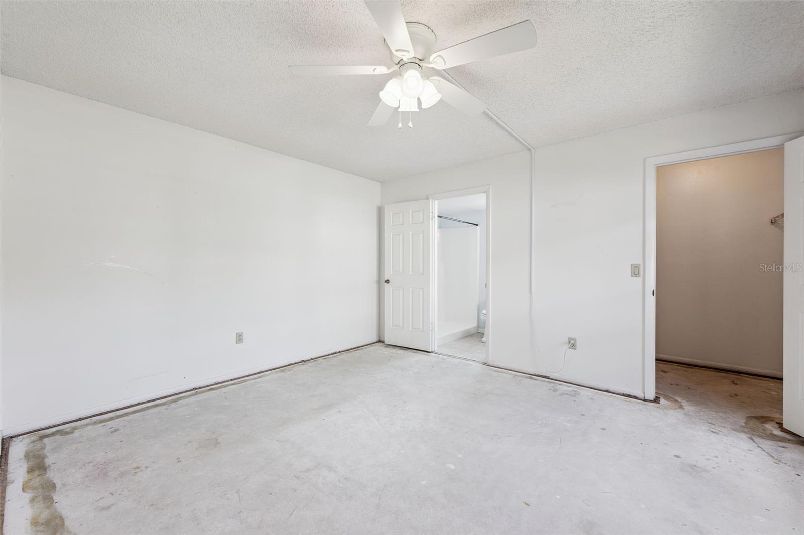 93 WINDTREE LN #102