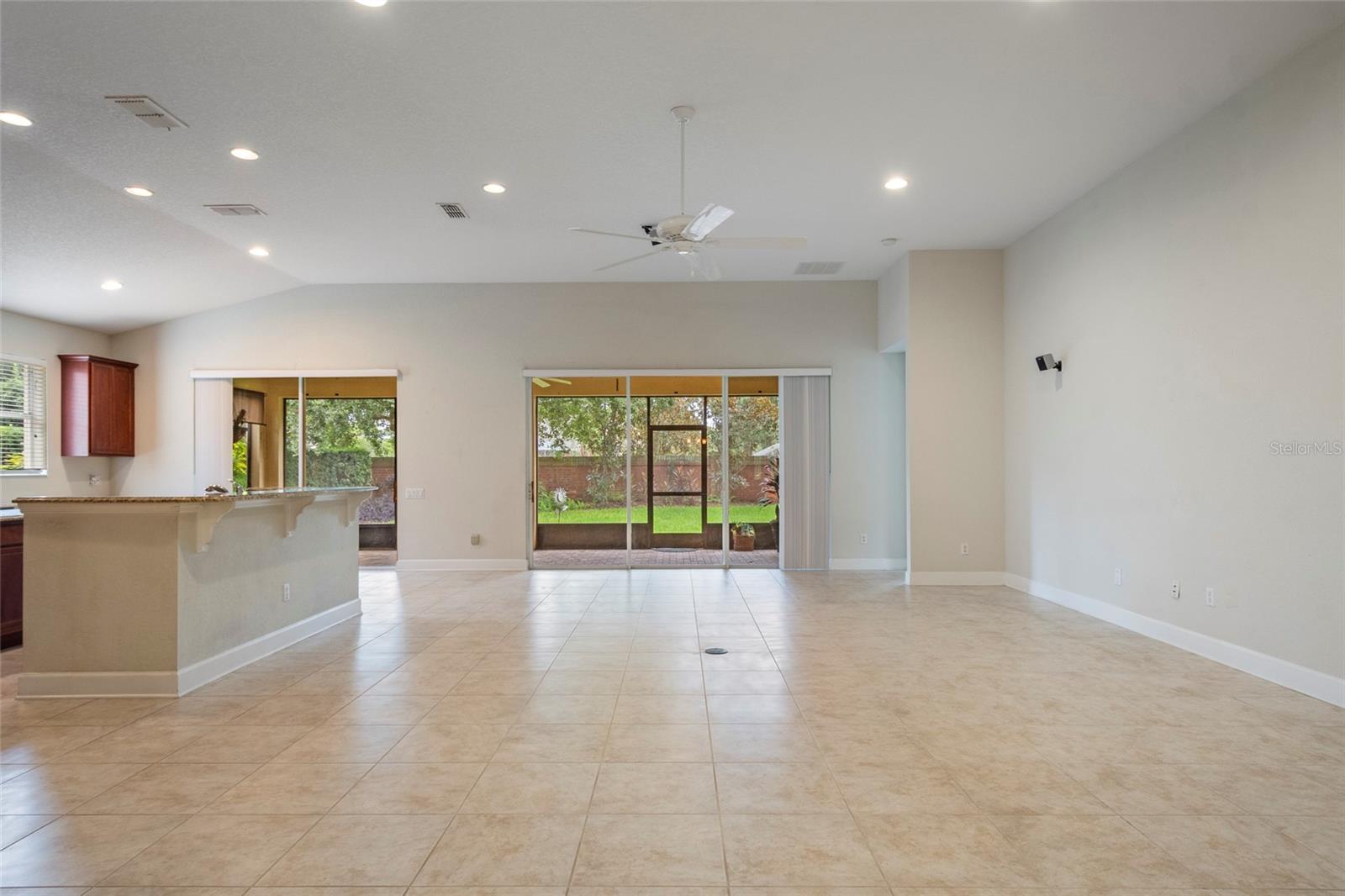 544 DOUGLAS EDWARD DR