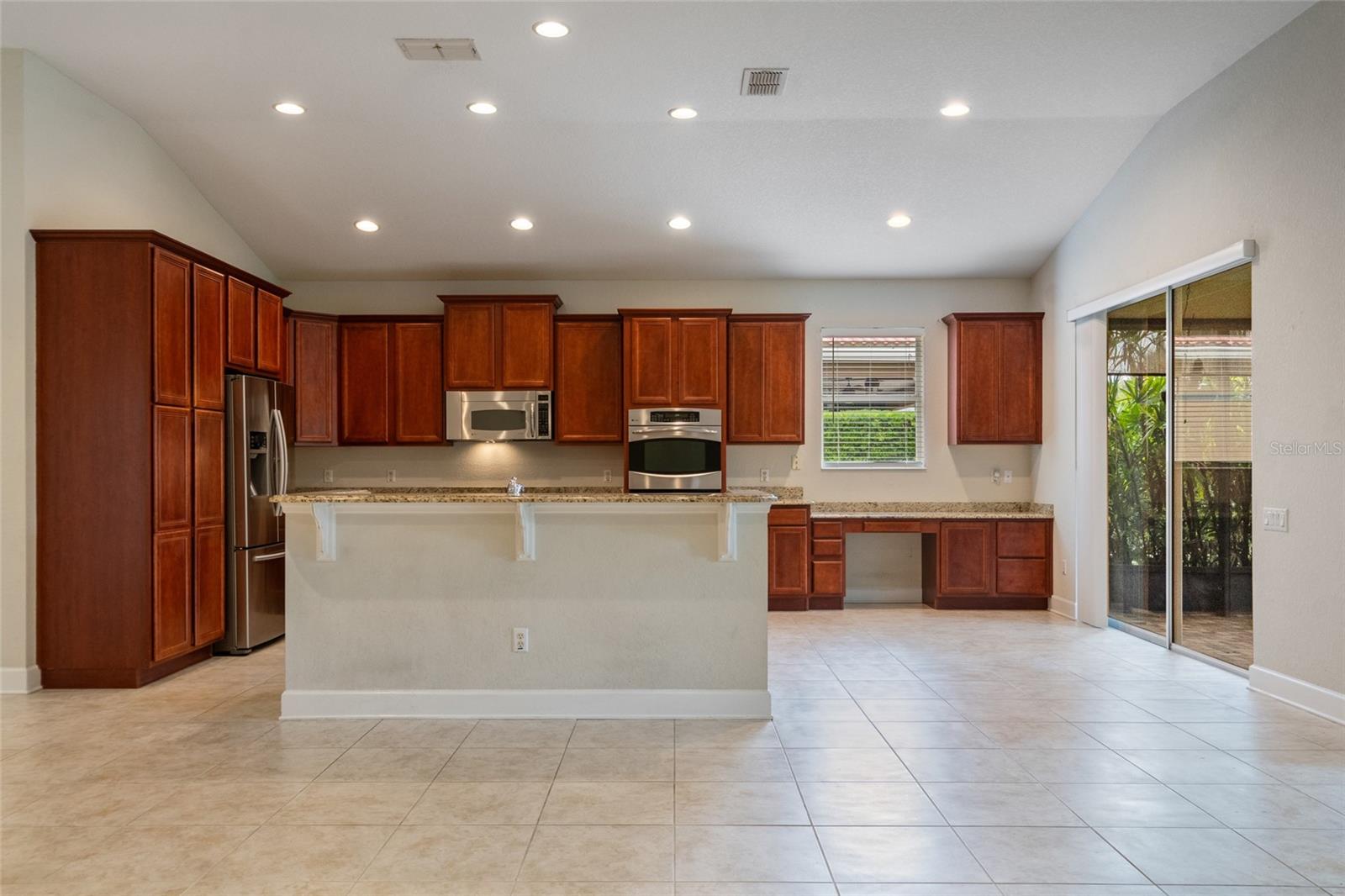 544 DOUGLAS EDWARD DR