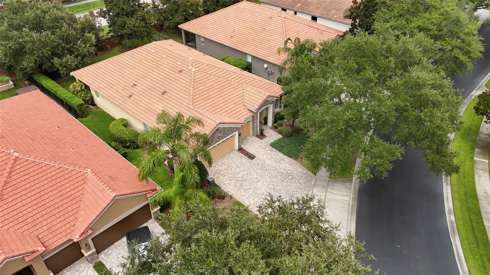 544 DOUGLAS EDWARD DR