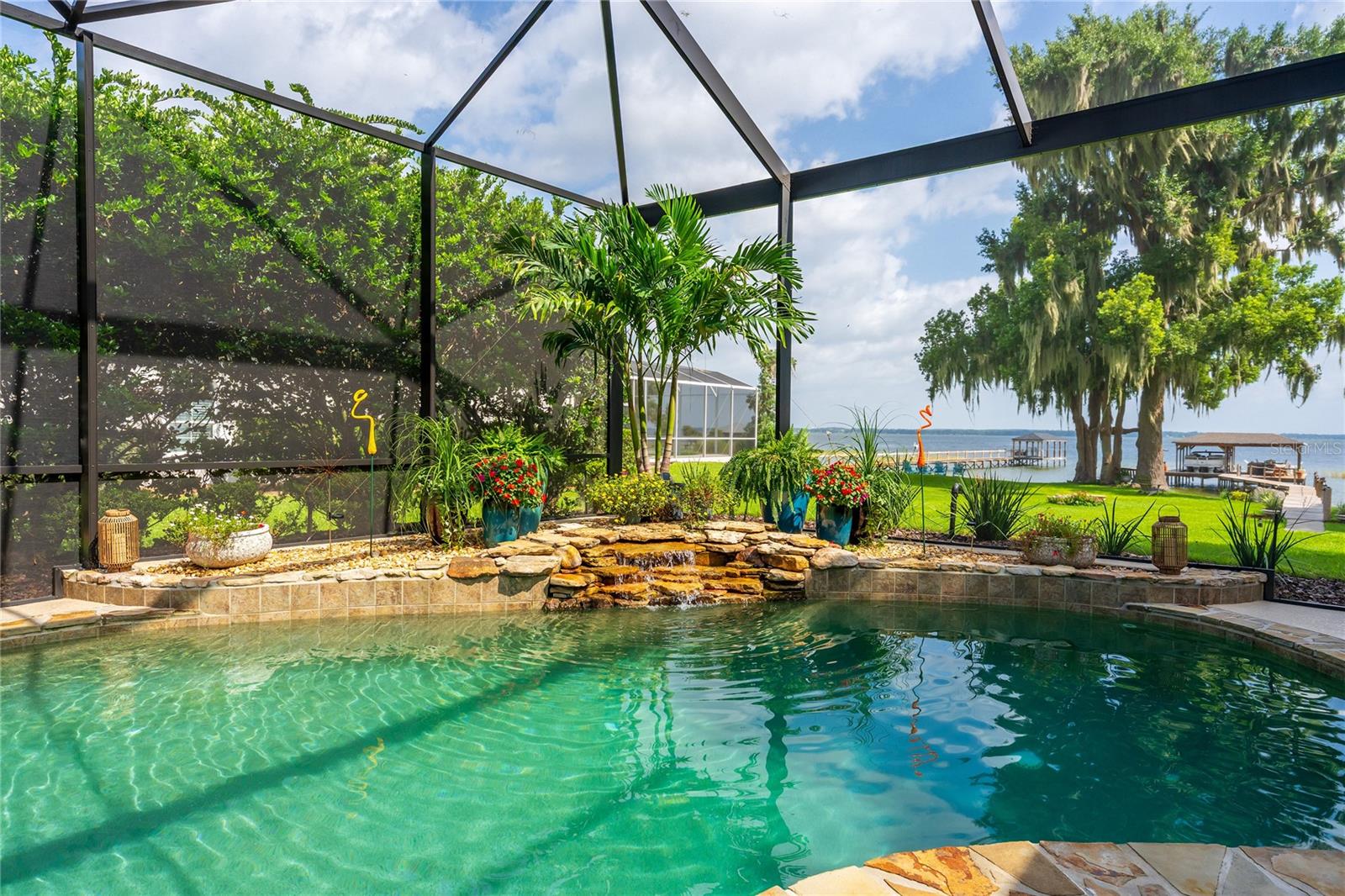 7311 BIRDS NEST CT