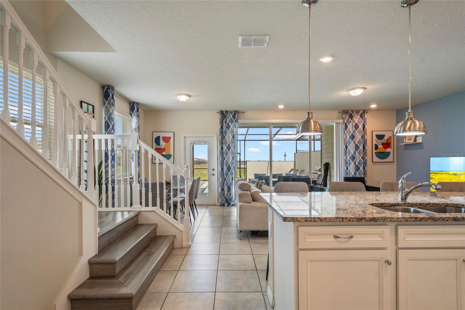 3769 PACIFIC LN