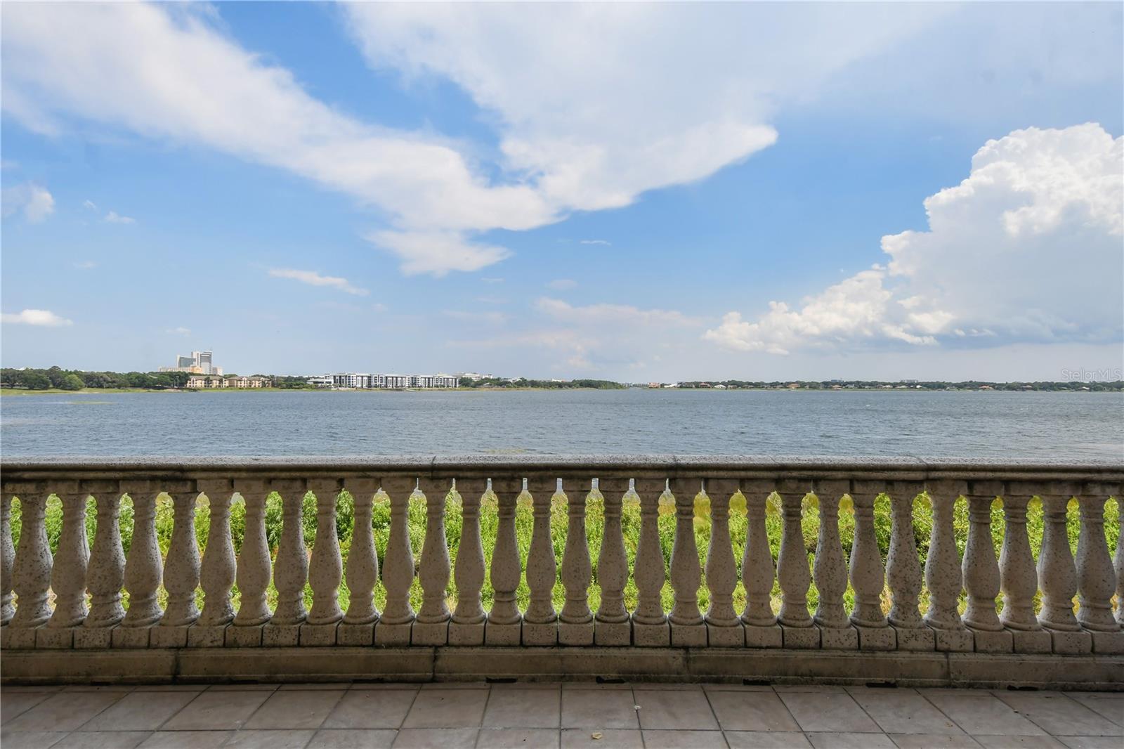 8749 THE ESPLANADE #5