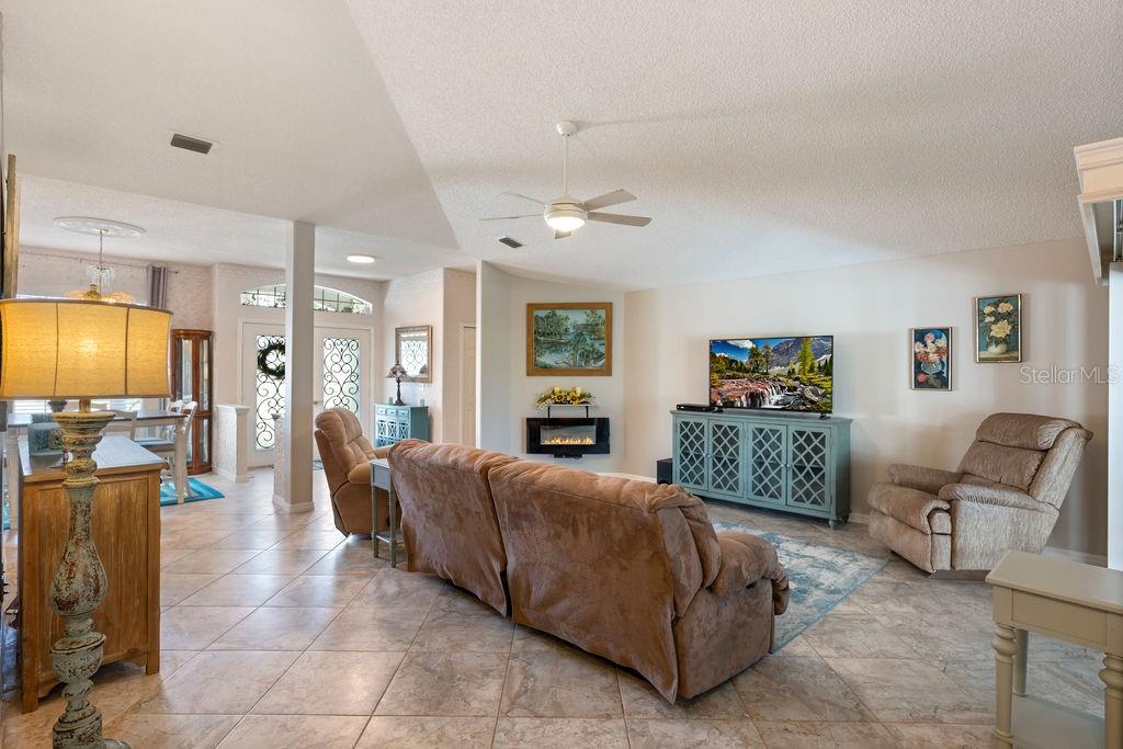 5308 CORNWALL CT