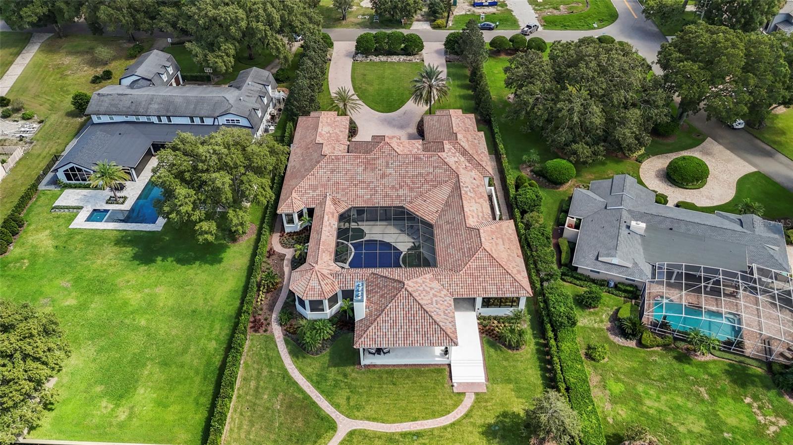 2936 MIDSUMMER DR
