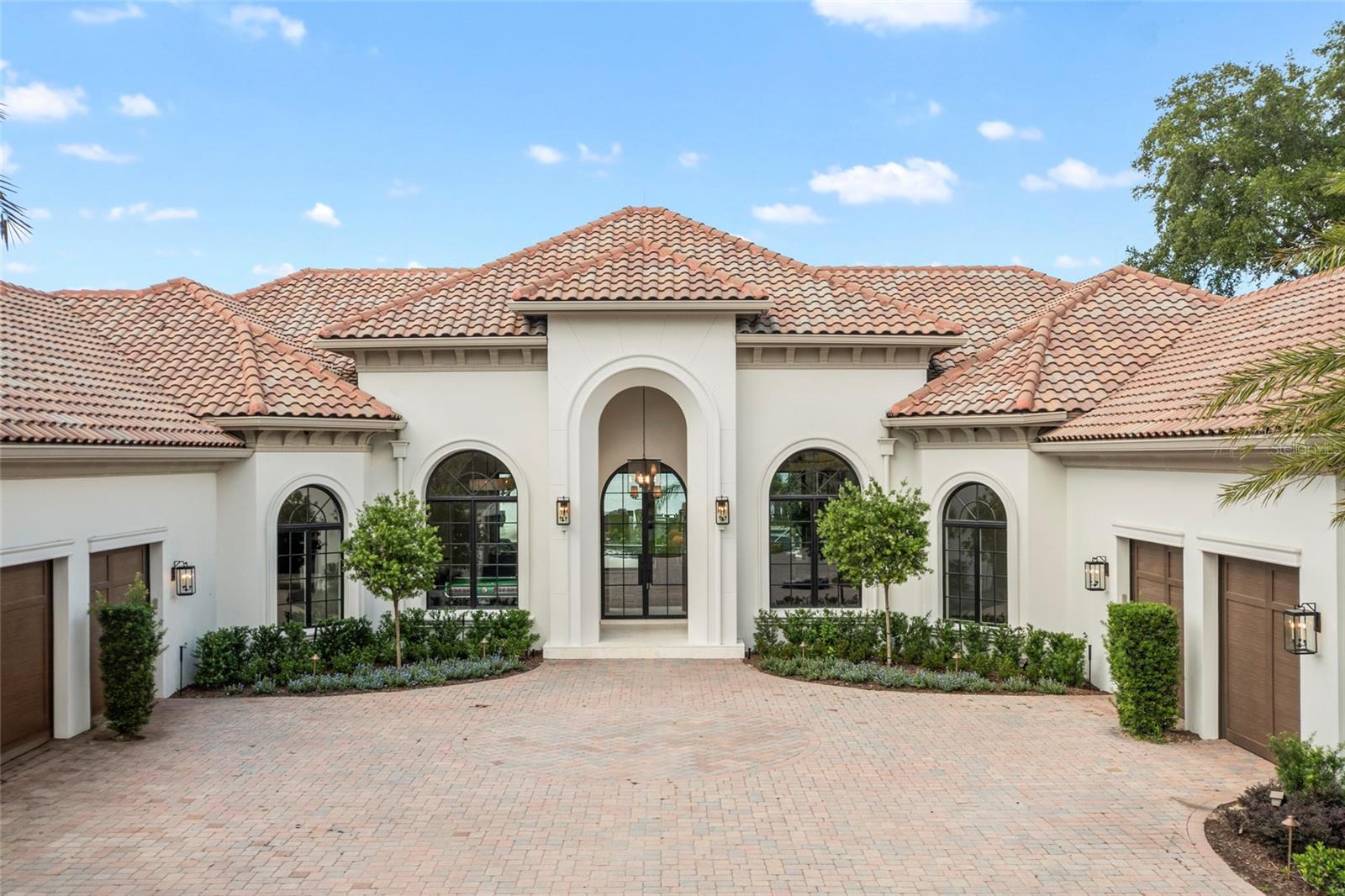 2936 MIDSUMMER DR