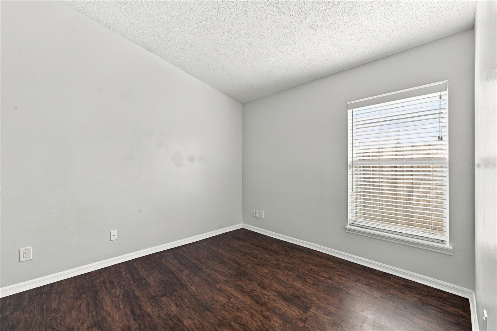 2354 BLUE SAPPHIRE CIR