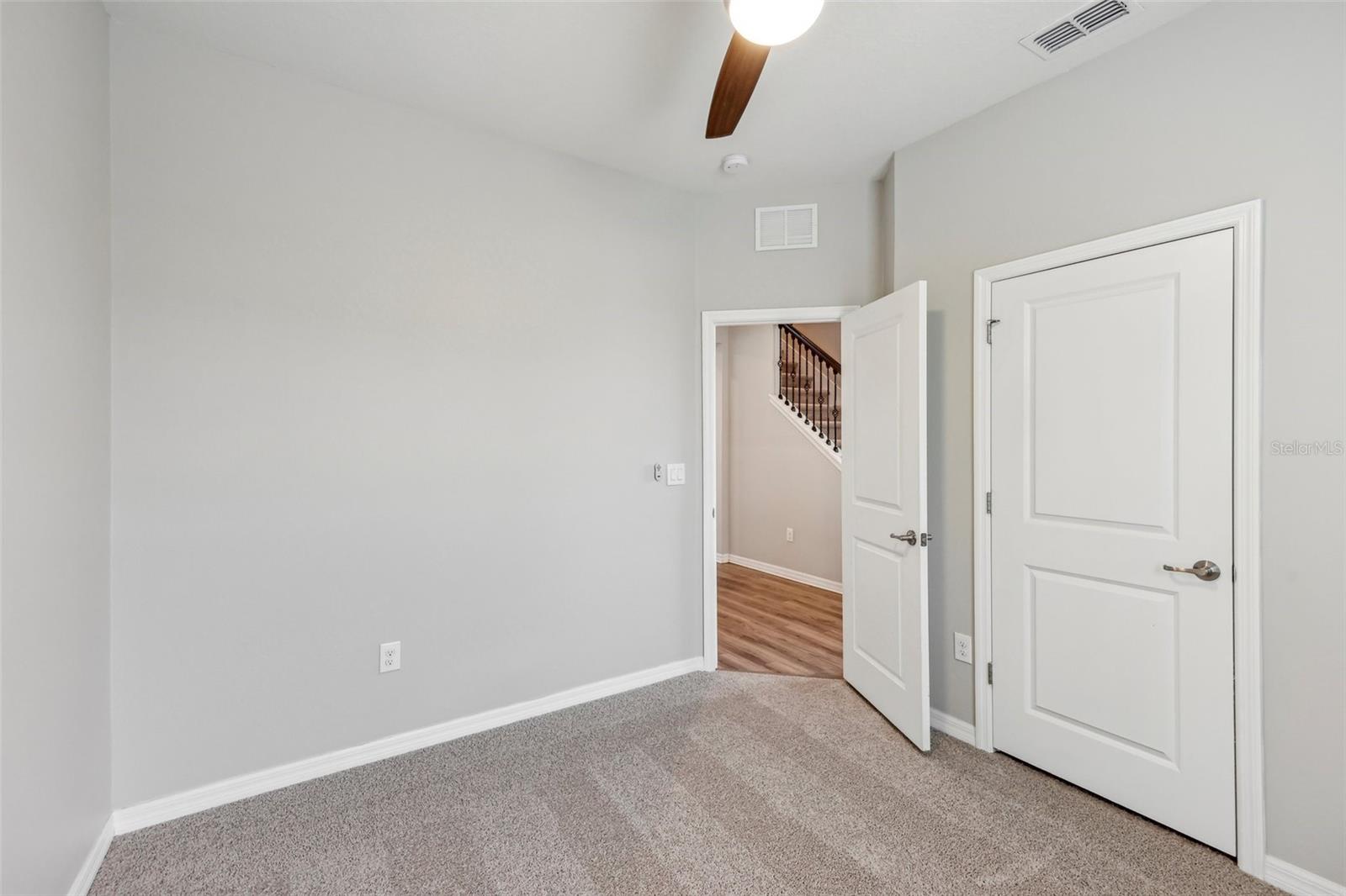 1509 SWEET APPLE ST