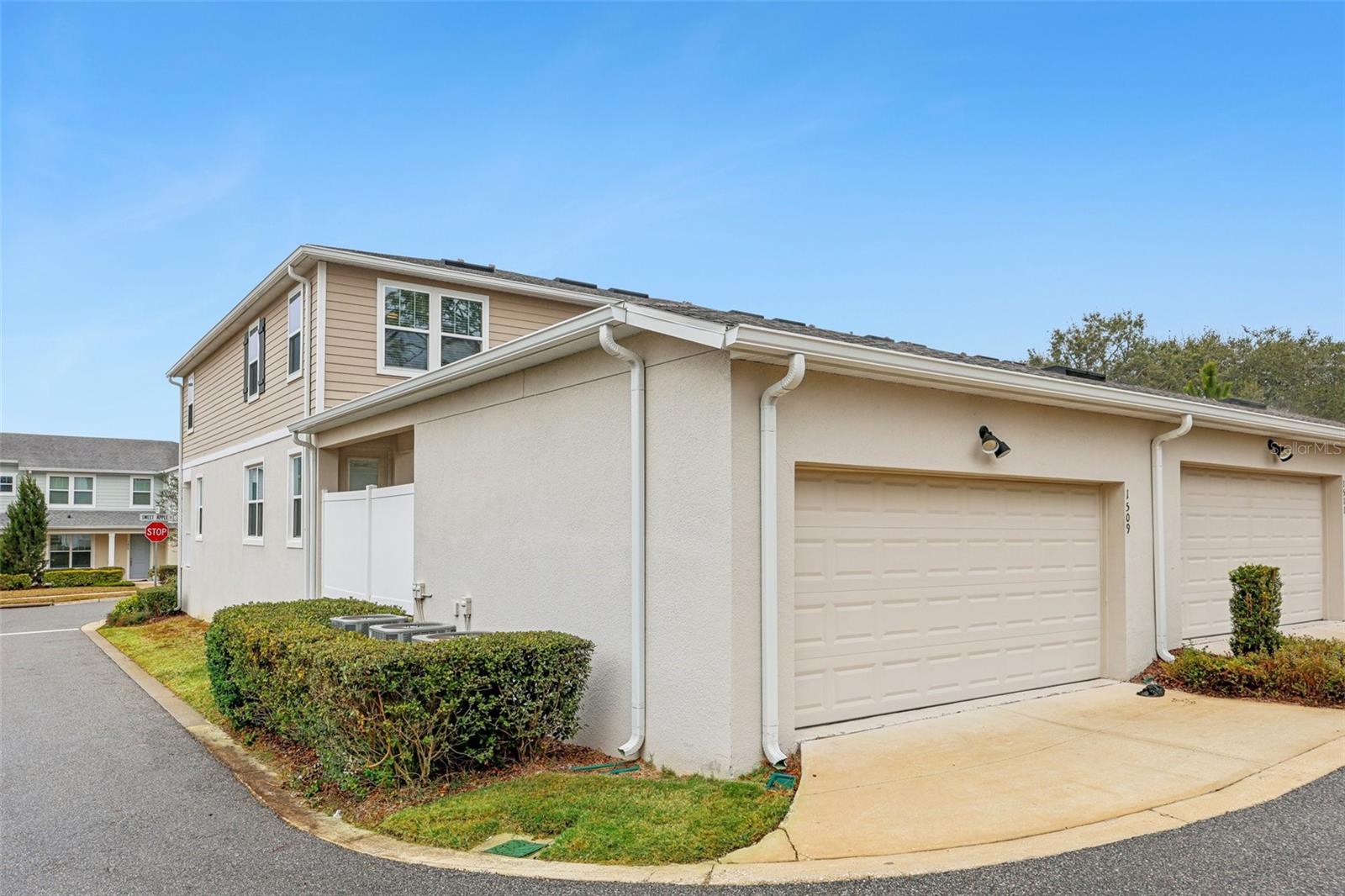 1509 SWEET APPLE ST