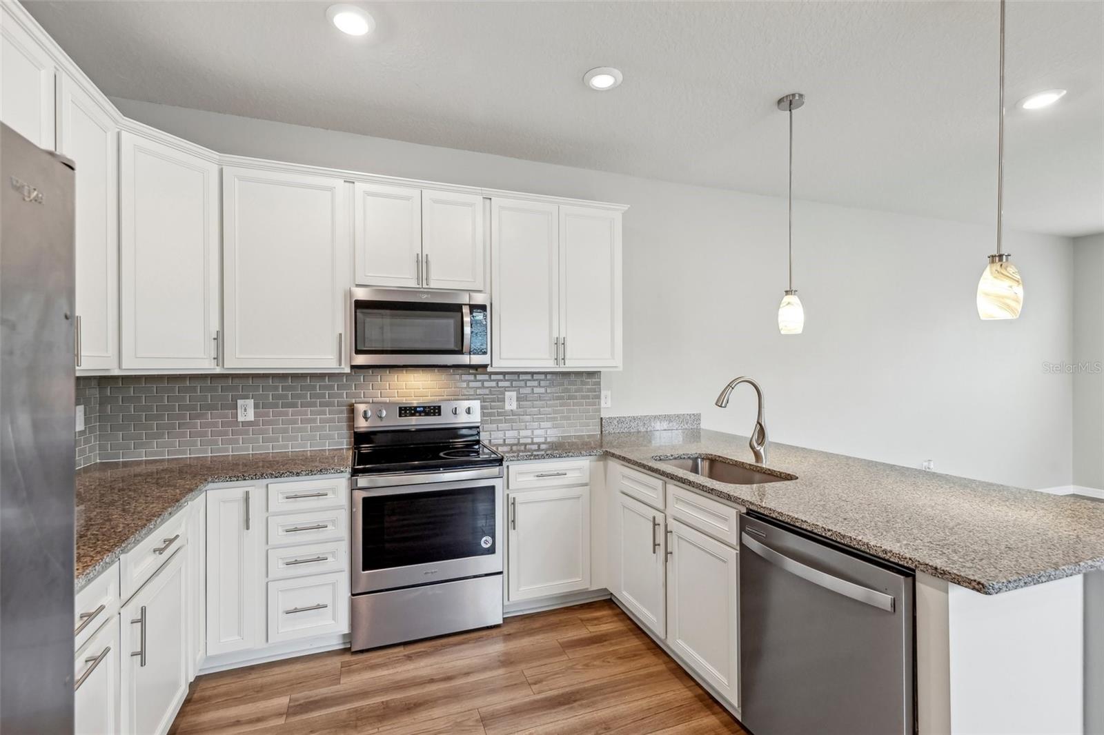1509 SWEET APPLE ST