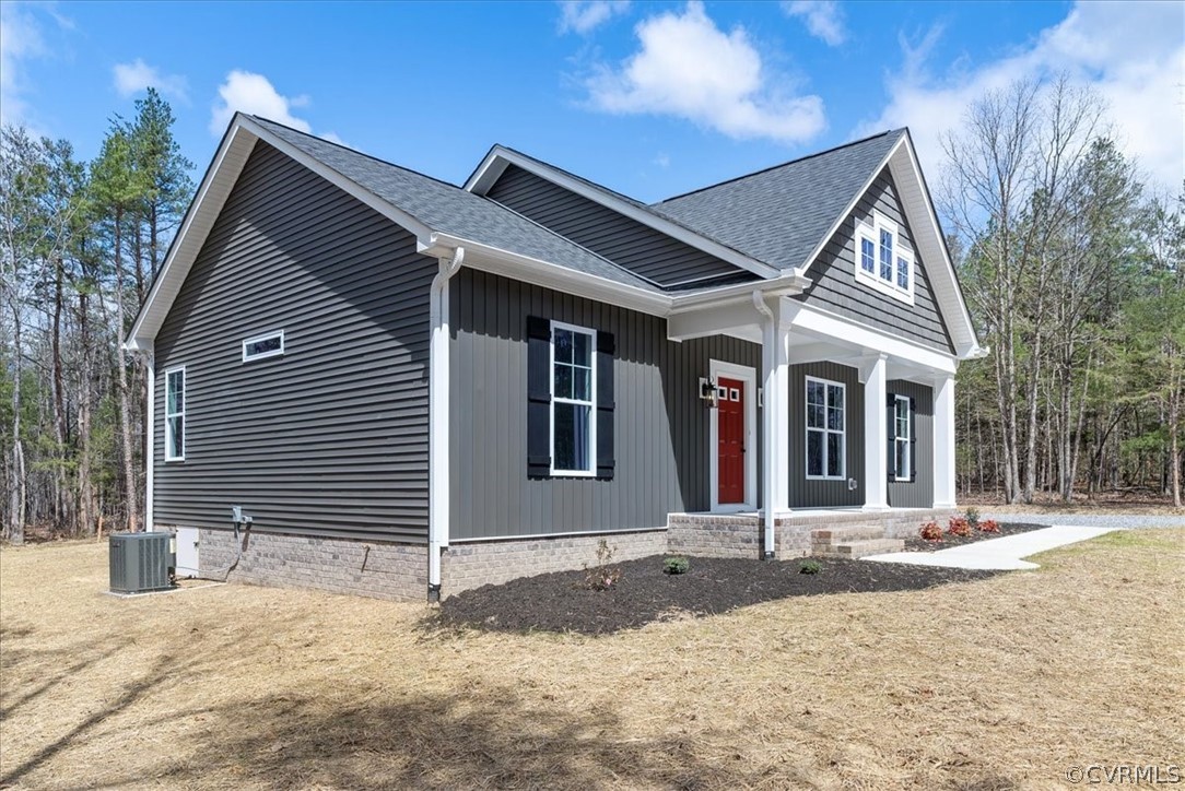 1593 Spreading Oak Rd
