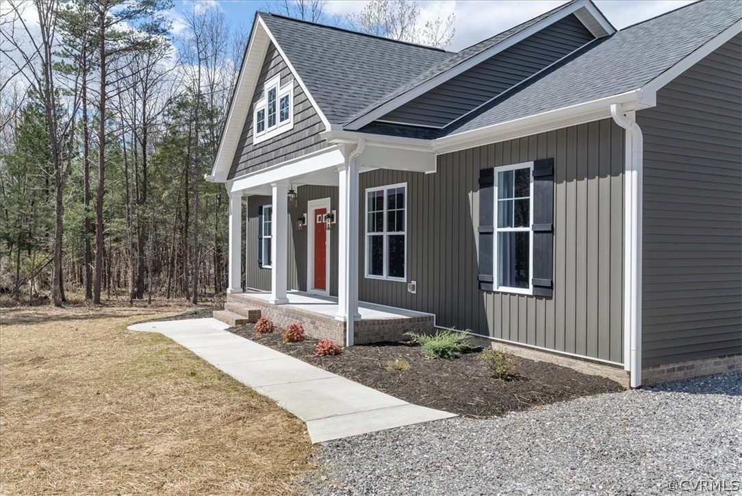 1593 Spreading Oak Rd