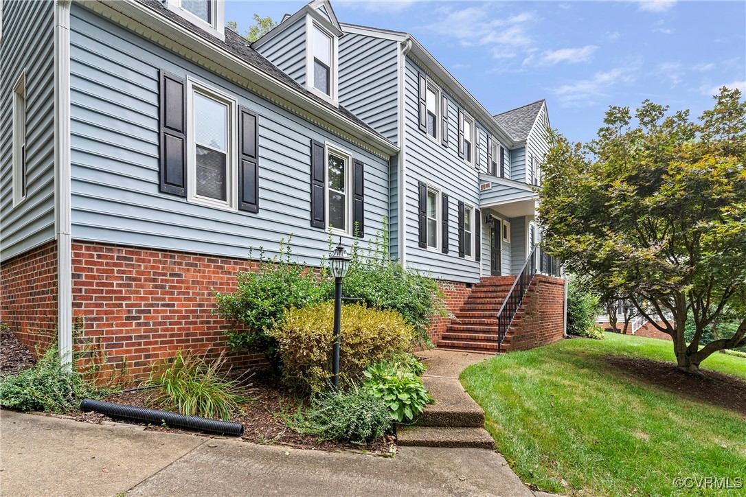 13705 Shirlton Ct