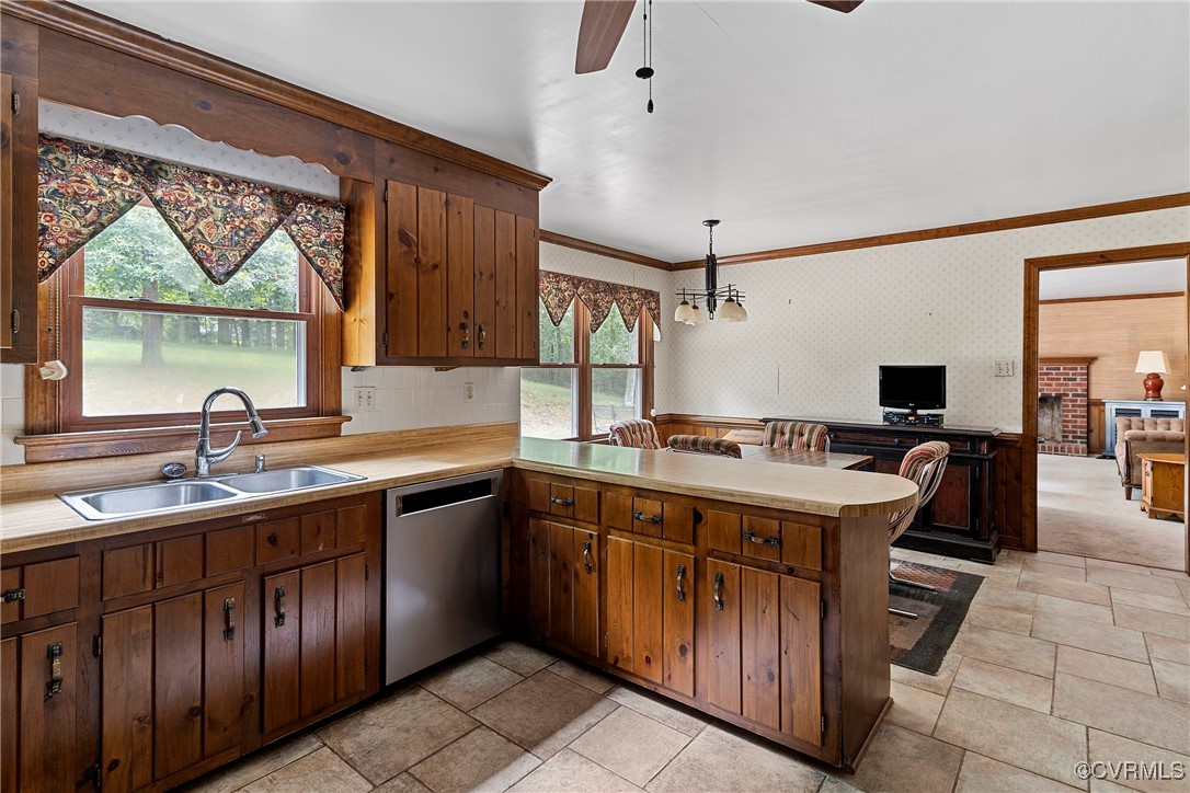 13705 Shirlton Ct