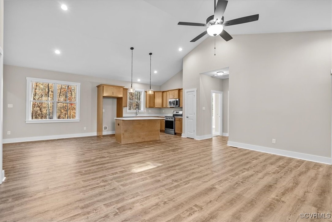 228 Beachcliff Rd