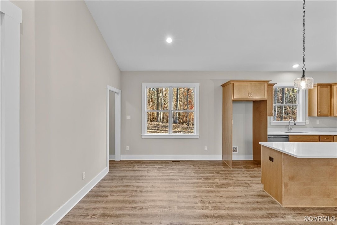 228 Beachcliff Rd