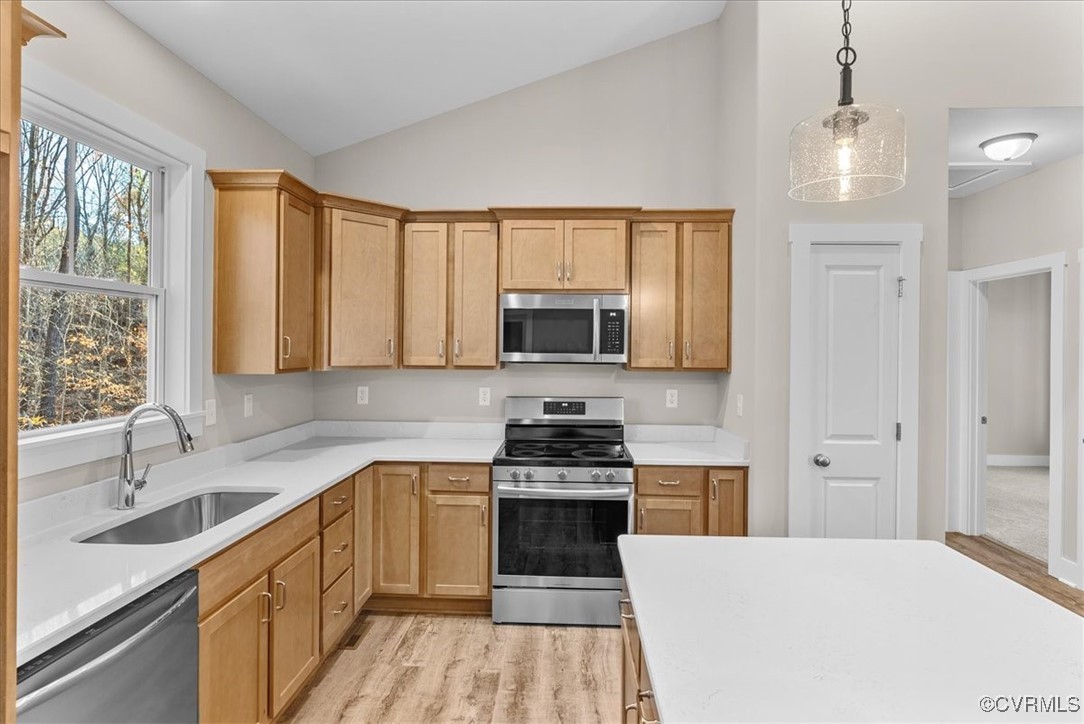 228 Beachcliff Rd
