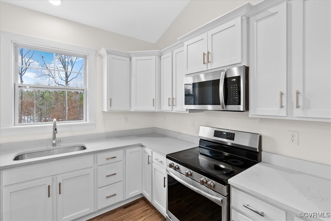 1279 Lewiston Plank Rd