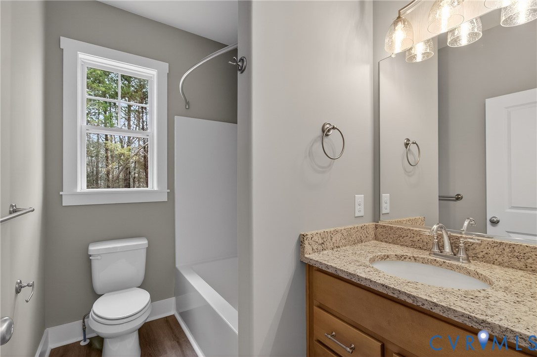 79 E Sunrise Dr