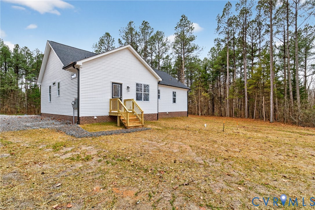 79 E Sunrise Dr